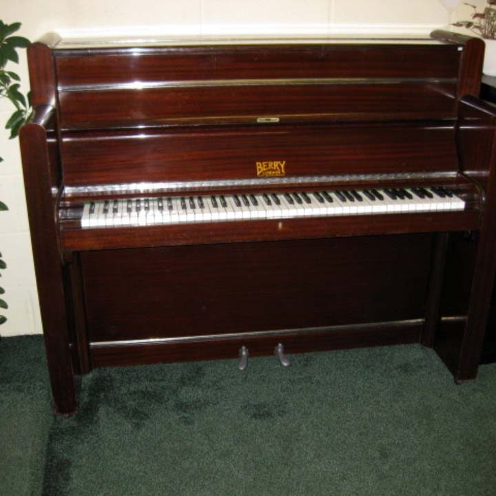 Berry Art Deco in Mahogany - £695 - H 117 / L 145 / D 56cm